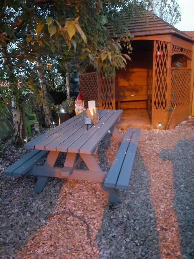 Johnny B'S B&B Ballybofey Eksteriør billede