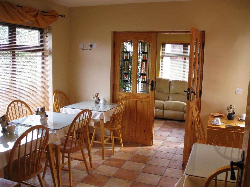 Johnny B'S B&B Ballybofey Eksteriør billede